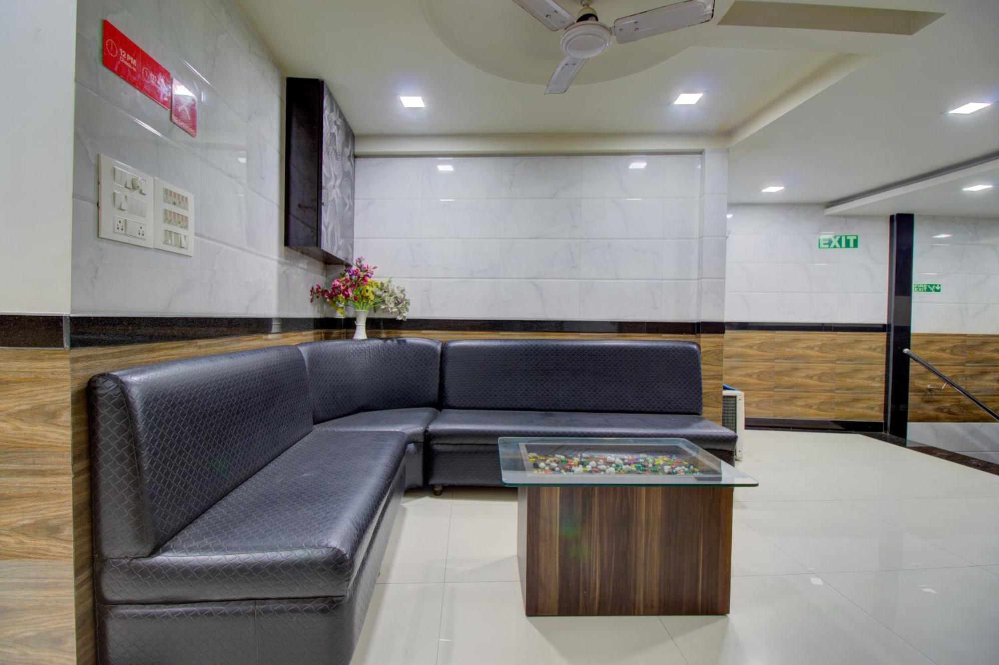 Hotel O Sion Residency Mumbai Exterior photo
